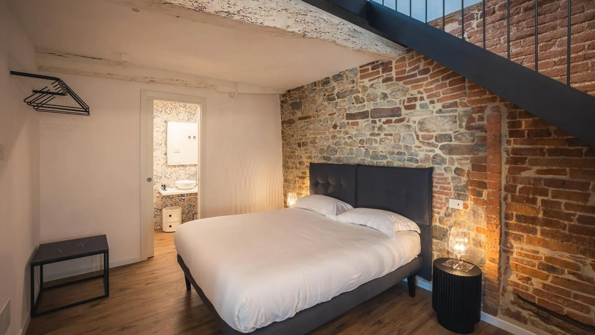 Suite Design & Spa Lucignano Hotel